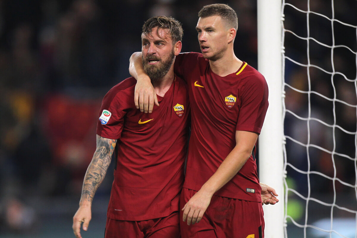 Dzeko prerusil de rossiho prvni pozapasovou tiskovku v genoa 1762711248756
