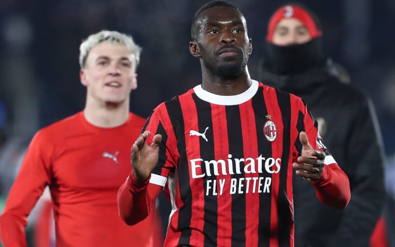 Milan lazio tomori ocekava tezkou zkousku a prozradil jak al 1764446432826