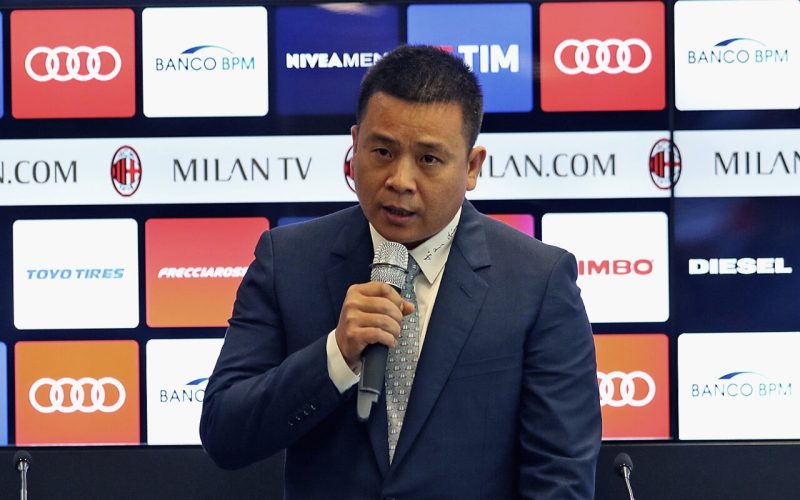 Yonghong li byvaly majitel ac milan prohlasen za bankrotovan 1762966820762