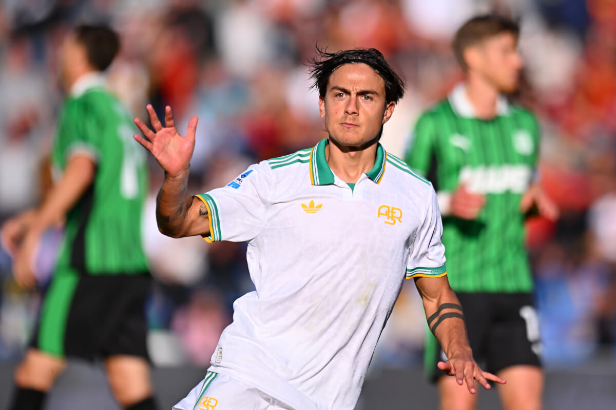 Dybala sklidil potlesk vstoje od fanousku juventusu po strid 1766314862248