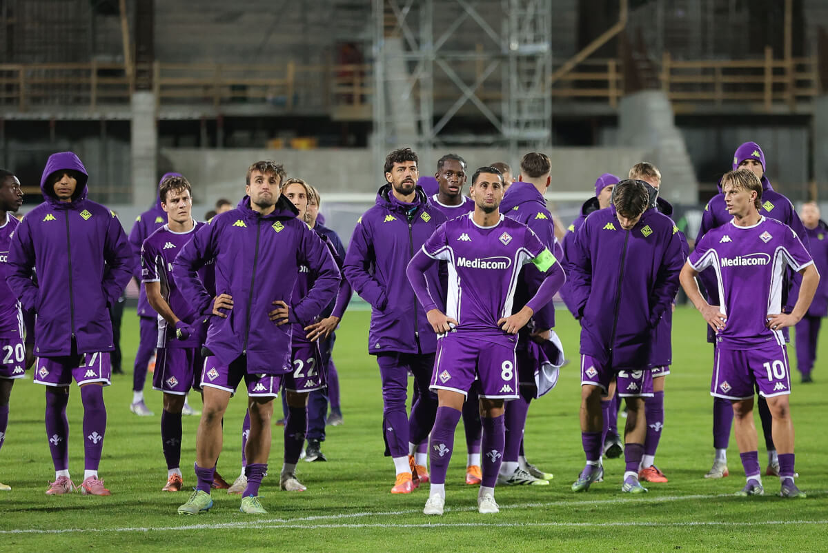 Nocni mura fiorentiny jak nizko muze viola klesnout 1765272728285