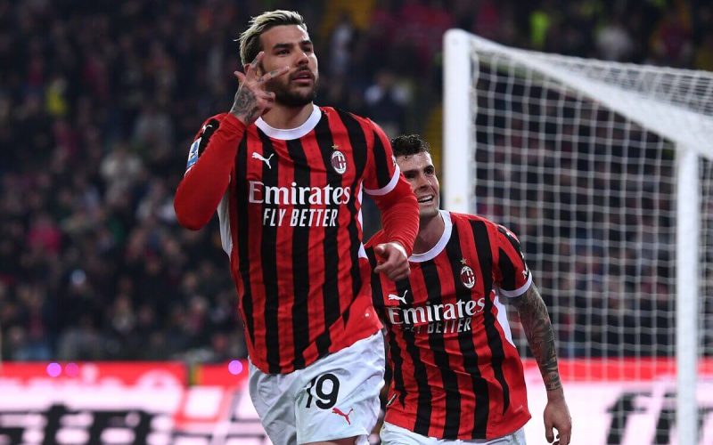 Juventus jedna o prestupu byvale hvezdy milana theo hernande 1767538898698