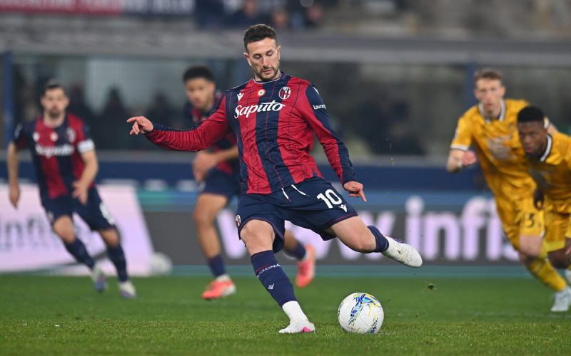 Serie a bologna 1 0 udinese rossoblu vdecni po sporne penalt 1771911138990
