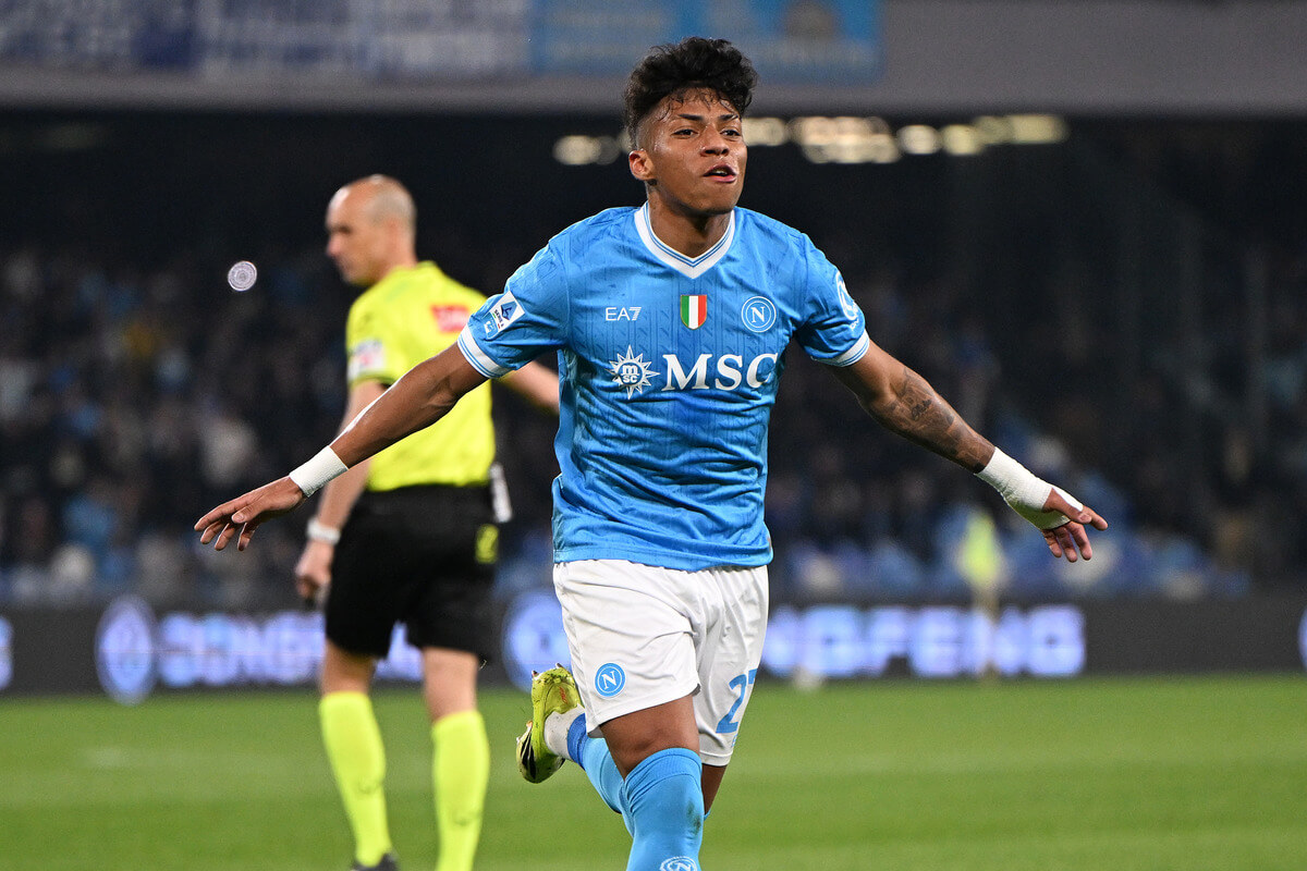 Serie a napoli 2 1 torino zazracny gol alissona a elmasuv za 1772838055166