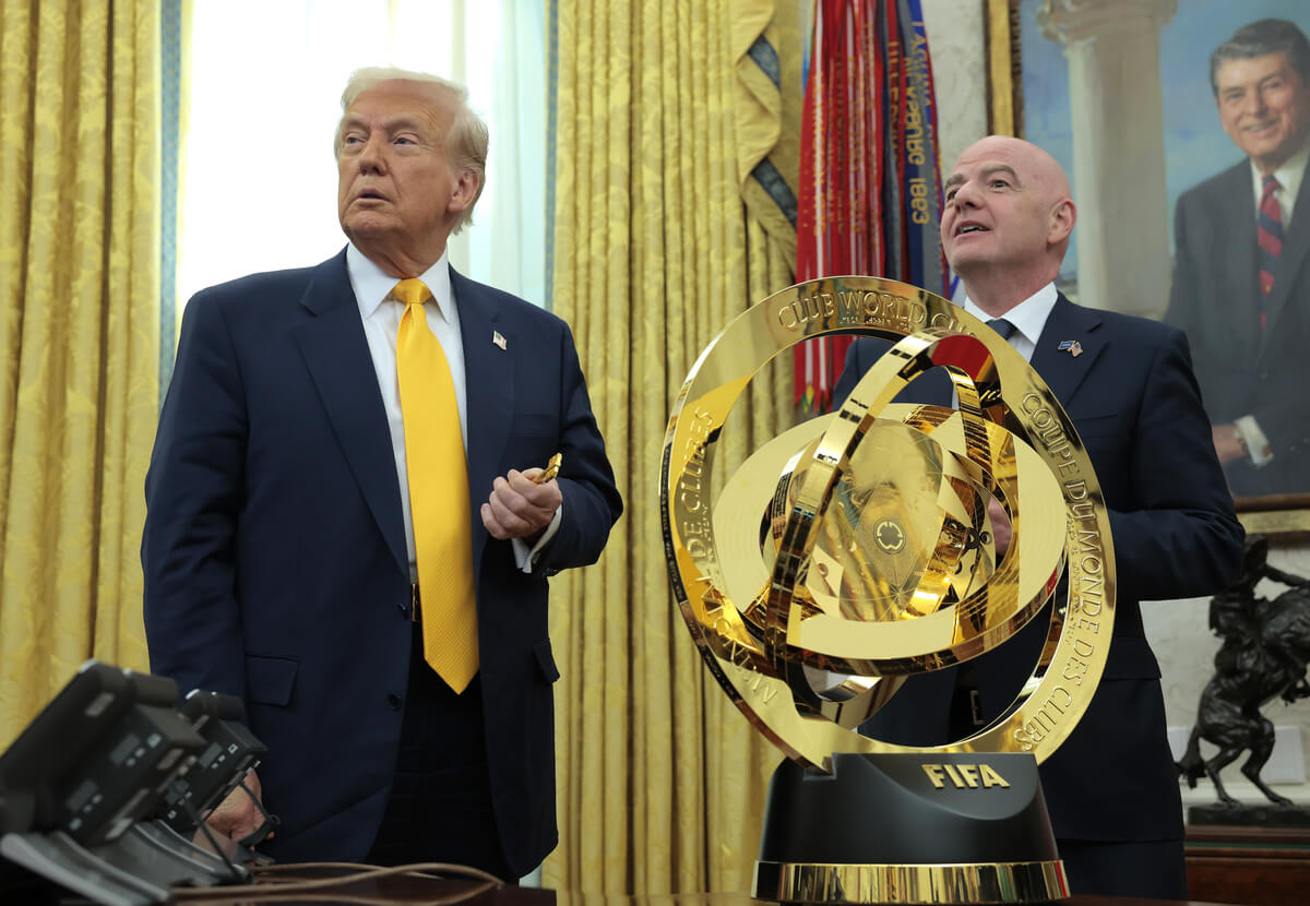Infantino trva na tom ze iran se zucastni mistrovstvi sveta 1777575663199