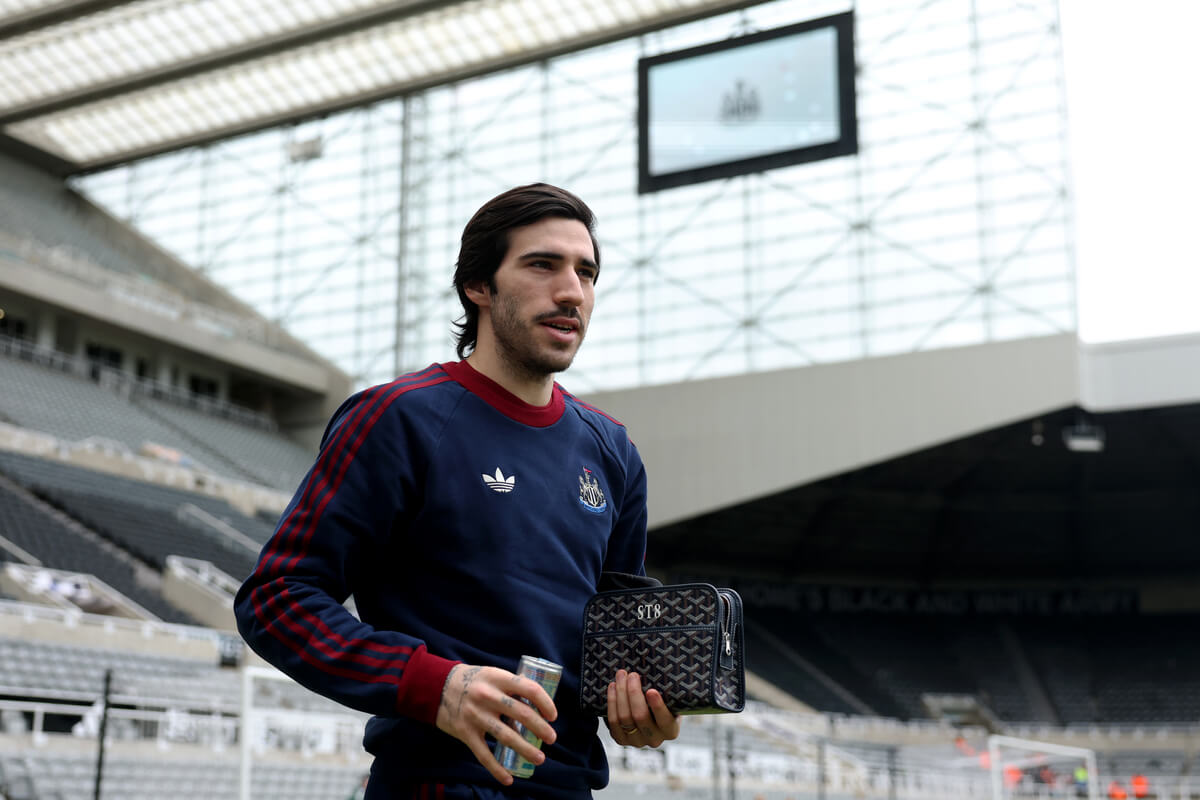 Arsenal obnovil jednani o tonalim s newcastle gunners chteji 1779714055784