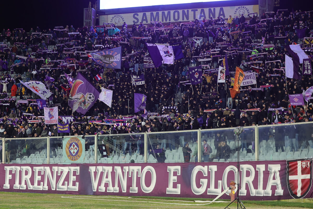 Fiorentina celila piskotu fanousku i po zajisteni setrvani v 1778430645435