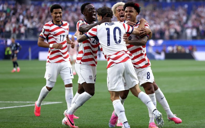 Pulisic a mckennie spojili sily v zapase usa proti paraguayi 1781323236101