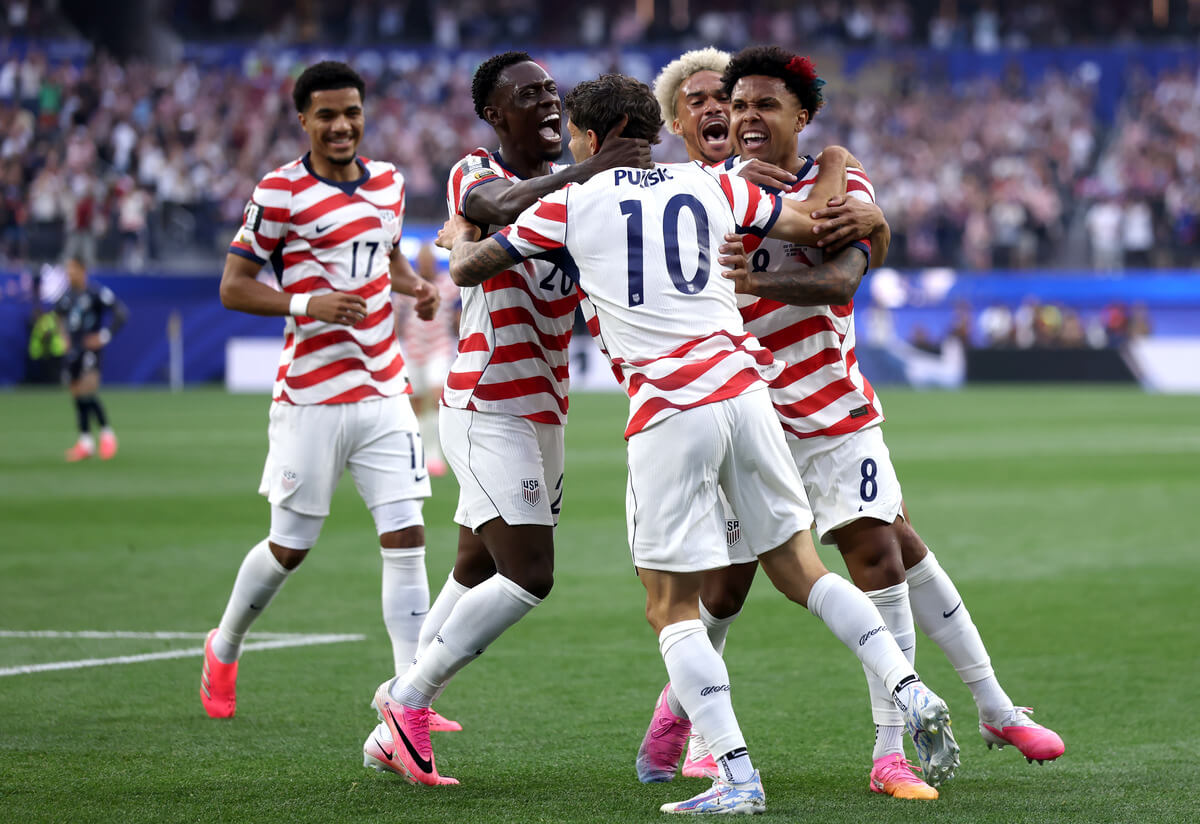 Pulisic a mckennie spojili sily v zapase usa proti paraguayi 1781323236101